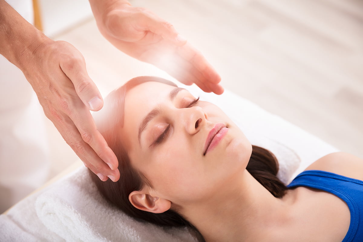 Masaje relajante con Reiki de 1 hora
